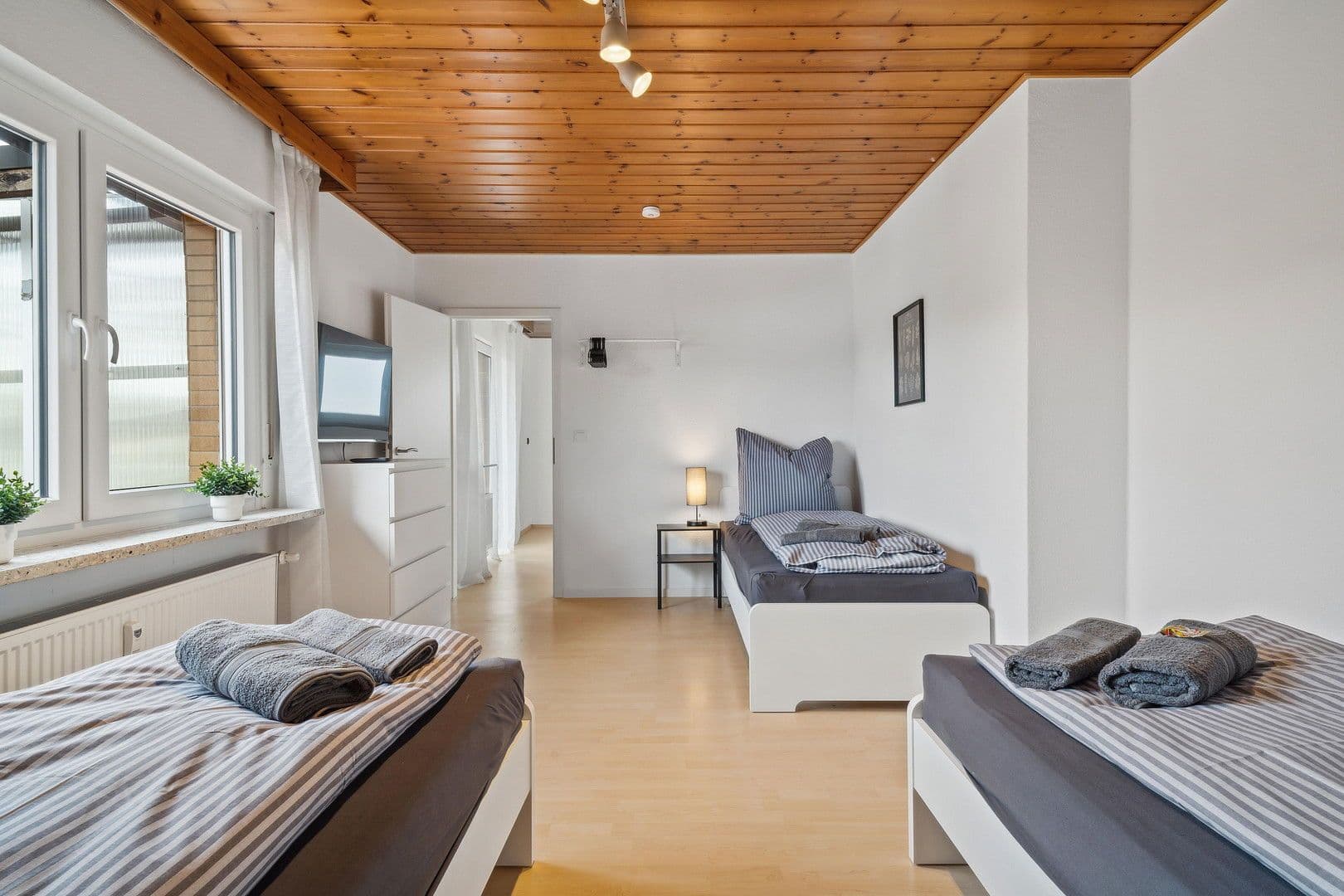 Predaj domu 150 m², pozemek 575 m², Riedstraße 13, Groß-Gerau, Hesensko Predaj domu 150 m², pozemek 575 m², Riedstraße 13, Groß-Gerau, Hesensko