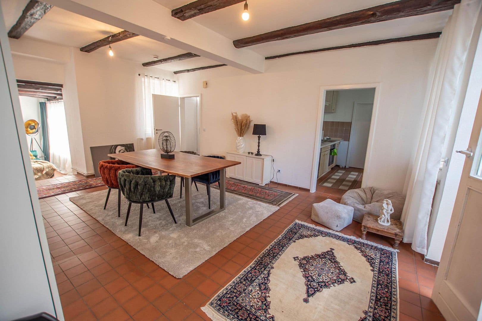 Prenájom bytu 3-izbový 92 m², Hameln, Dolné Sasko Prenájom bytu 3-izbový 92 m², Hameln, Dolné Sasko