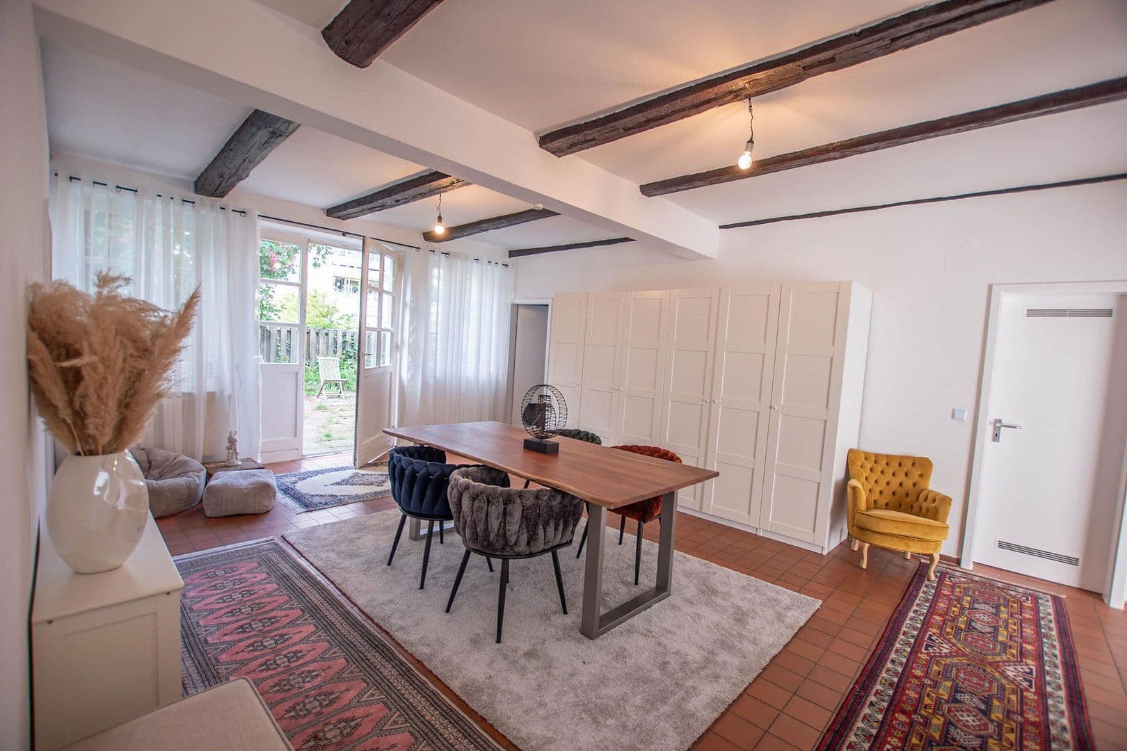 Prenájom bytu 3-izbový 92 m², Hameln, Dolné Sasko Prenájom bytu 3-izbový 92 m², Hameln, Dolné Sasko