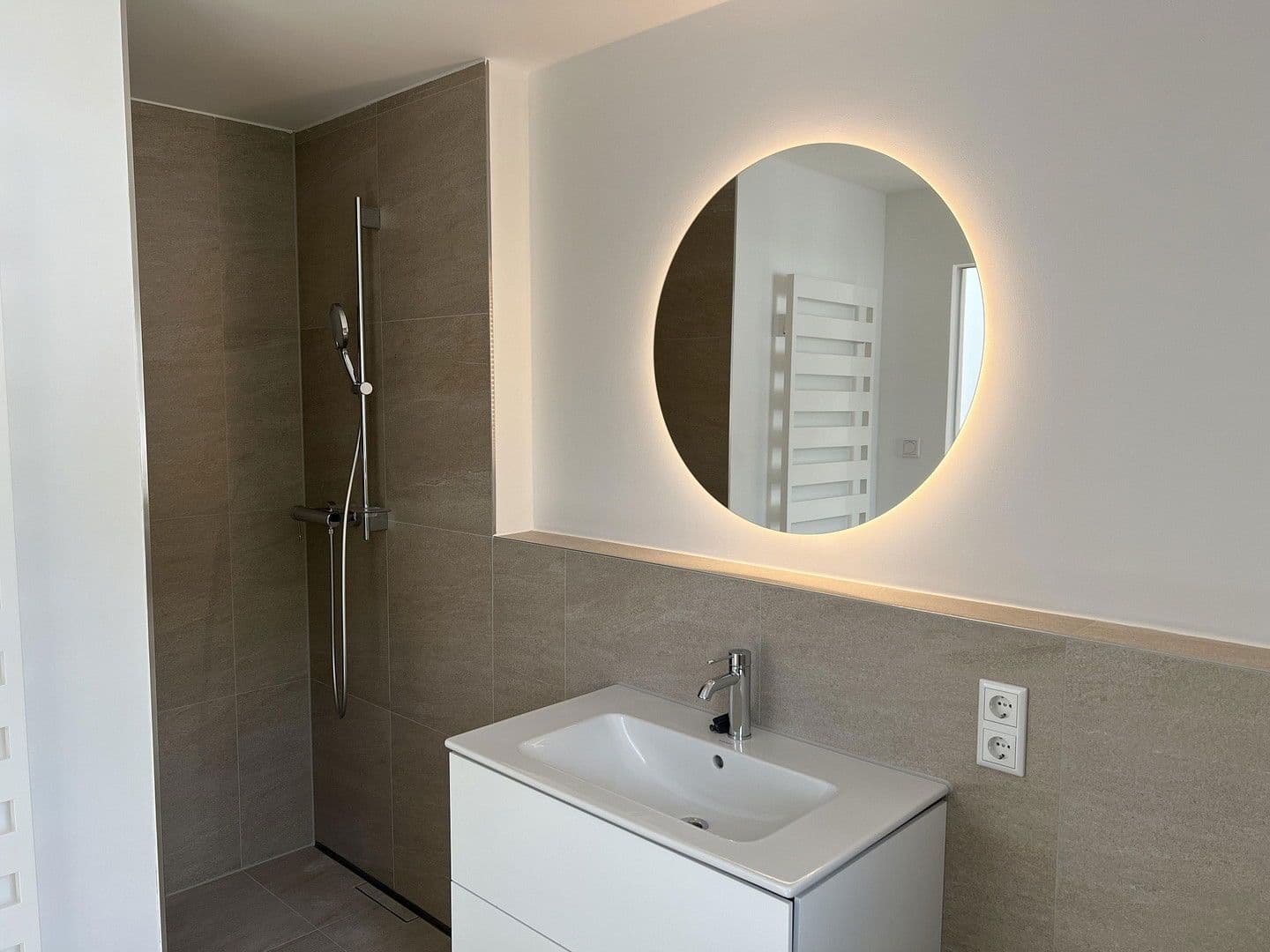 Predaj bytu 3-izbový 101 m², Planegg, Bavorsko Predaj bytu 3-izbový 101 m², Planegg, Bavorsko