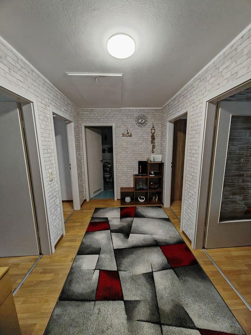 Prenájom bytu 3-izbový 71 m², Rothlindenstr. 9a, Schwandorf, Bavorsko Prenájom bytu 3-izbový 71 m², Rothlindenstr. 9a, Schwandorf, Bavorsko