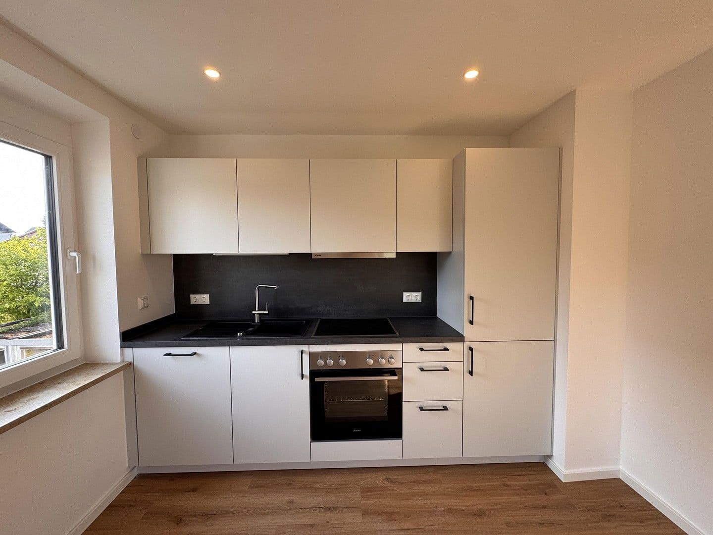 Prenájom bytu 2-izbový 50 m², Miltenbergstraße 18, Augsburg, Bavorsko Prenájom bytu 2-izbový 50 m², Miltenbergstraße 18, Augsburg, Bavorsko