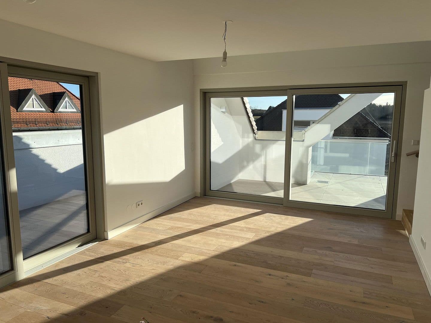 Predaj bytu 3-izbový 101 m², Krailling, Bavorsko Predaj bytu 3-izbový 101 m², Krailling, Bavorsko