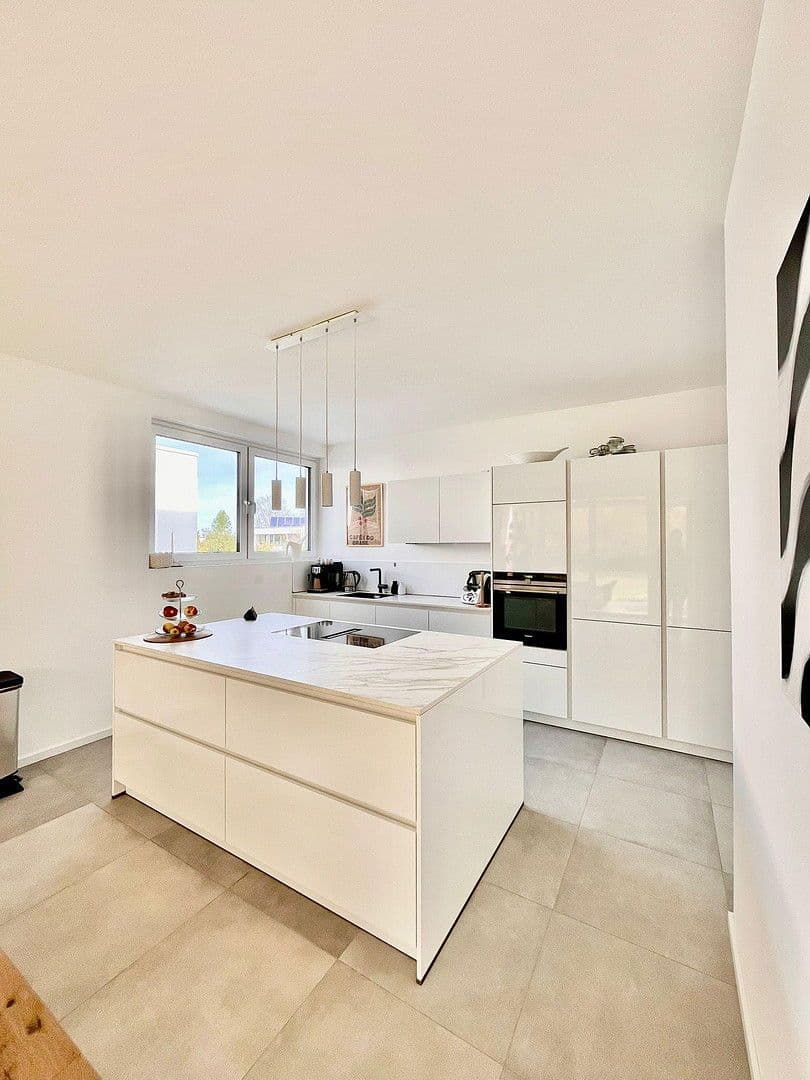 Predaj domu 220 m², pozemek 805 m², Trier, Porýnie-Falcko Predaj domu 220 m², pozemek 805 m², Trier, Porýnie-Falcko