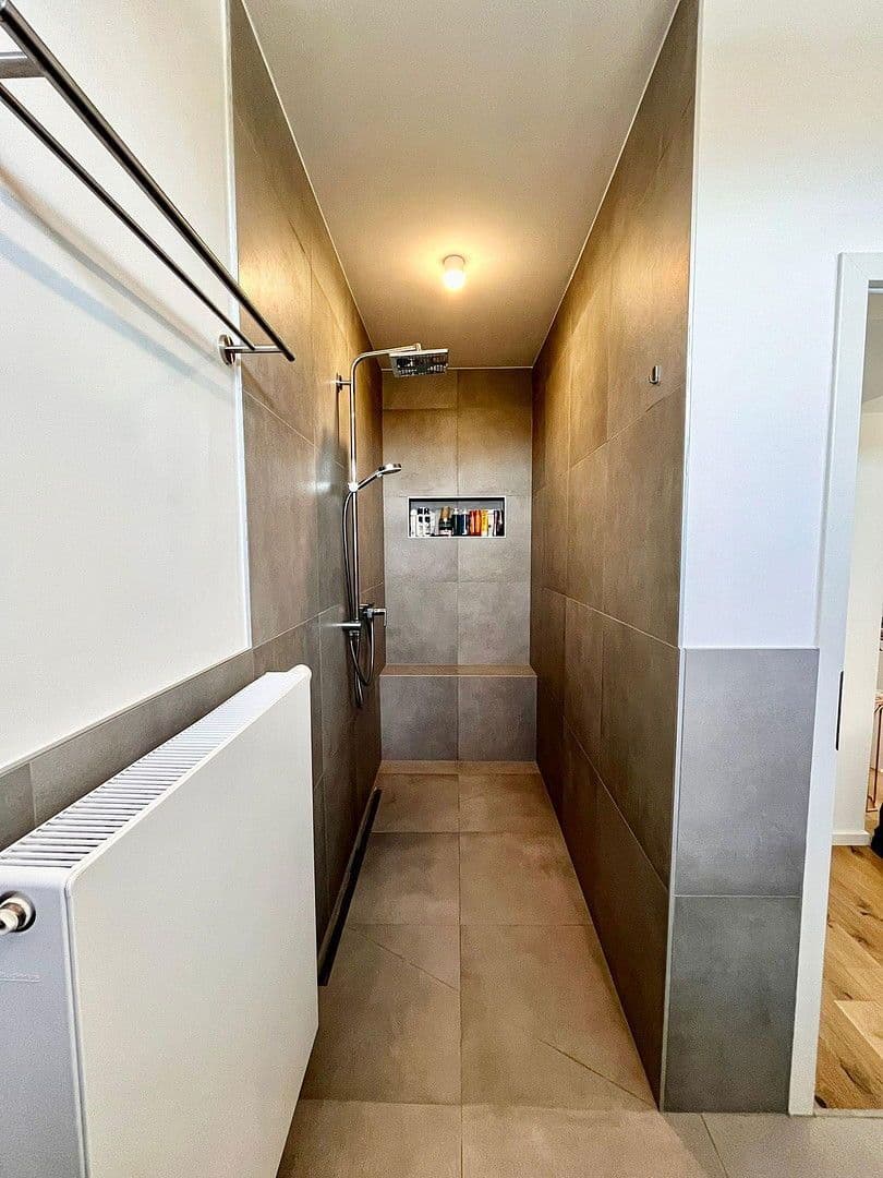 Predaj domu 220 m², pozemek 805 m², Trier, Porýnie-Falcko Predaj domu 220 m², pozemek 805 m², Trier, Porýnie-Falcko