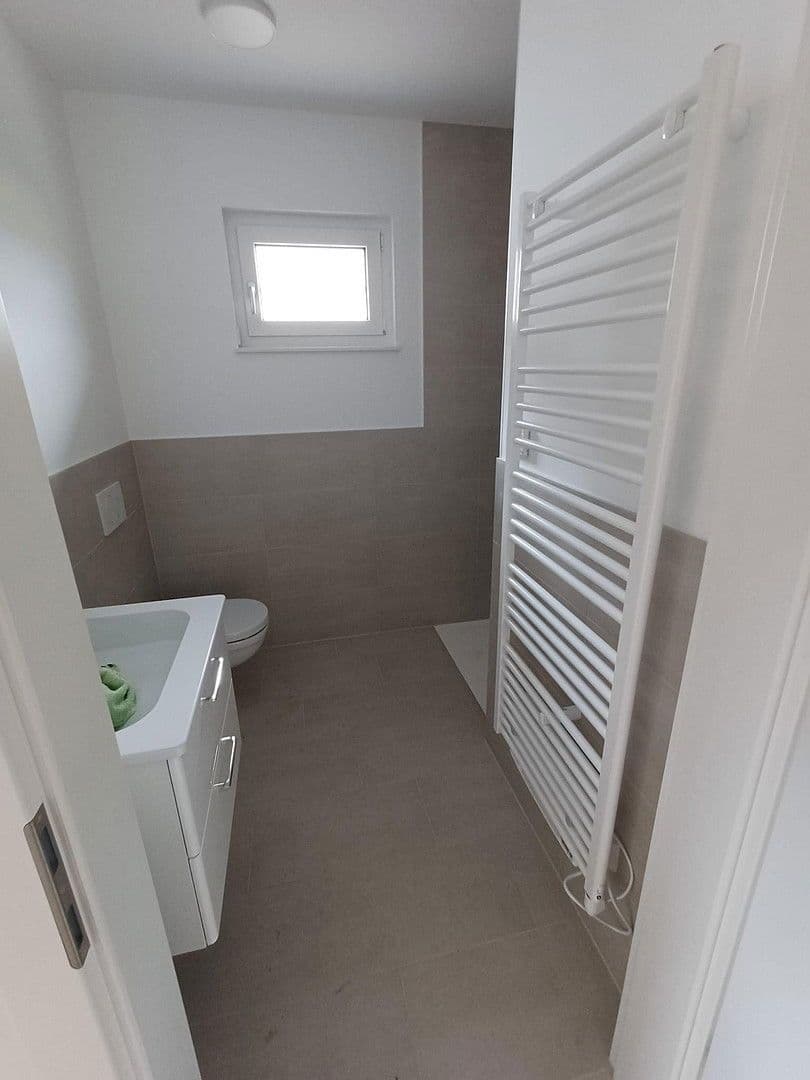 Prenájom domu 97 m², pozemek 564 m², Gerasdorf bei Wien (Oberlisse), Dolné Rakúsko Prenájom domu 97 m², pozemek 564 m², Gerasdorf bei Wien (Oberlisse), Dolné Rakúsko