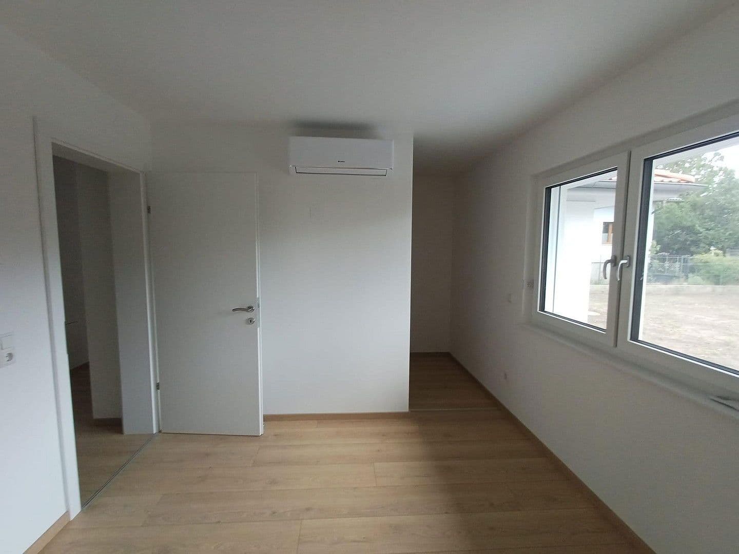 Prenájom domu 97 m², pozemek 564 m², Gerasdorf bei Wien (Oberlisse), Dolné Rakúsko Prenájom domu 97 m², pozemek 564 m², Gerasdorf bei Wien (Oberlisse), Dolné Rakúsko