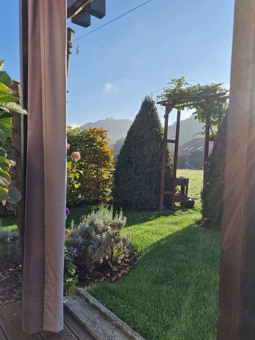 Prenájom domu 158 m², pozemek 245 m², Cleebronn, Bádensko-Wurttembersko Prenájom domu 158 m², pozemek 245 m², Cleebronn, Bádensko-Wurttembersko