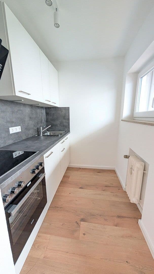 Prenájom bytu 1-izbový 39 m², Wimpfener Straße 15, Neckarsulm, Bádensko-Wurttembersko Prenájom bytu 1-izbový 39 m², Wimpfener Straße 15, Neckarsulm, Bádensko-Wurttembersko