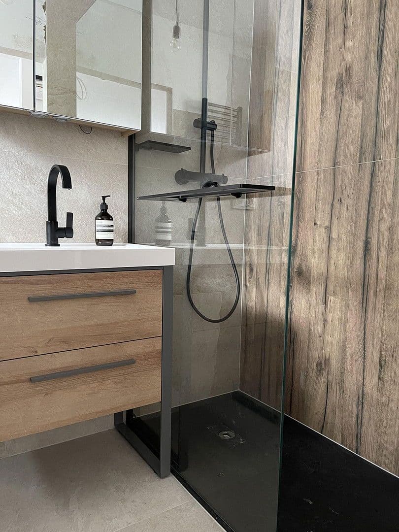 Prenájom bytu 1-izbový 21 m², Plombergweg 48, Sankt Gilgen, Salzbursko Prenájom bytu 1-izbový 21 m², Plombergweg 48, Sankt Gilgen, Salzbursko