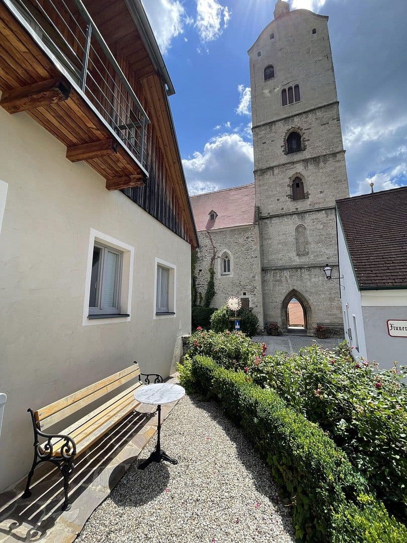 Prenájom bytu 1-izbový 35 m², Frauenberg 9, Krems/Stein, Dolné Rakúsko Prenájom bytu 1-izbový 35 m², Frauenberg 9, Krems/Stein, Dolné Rakúsko