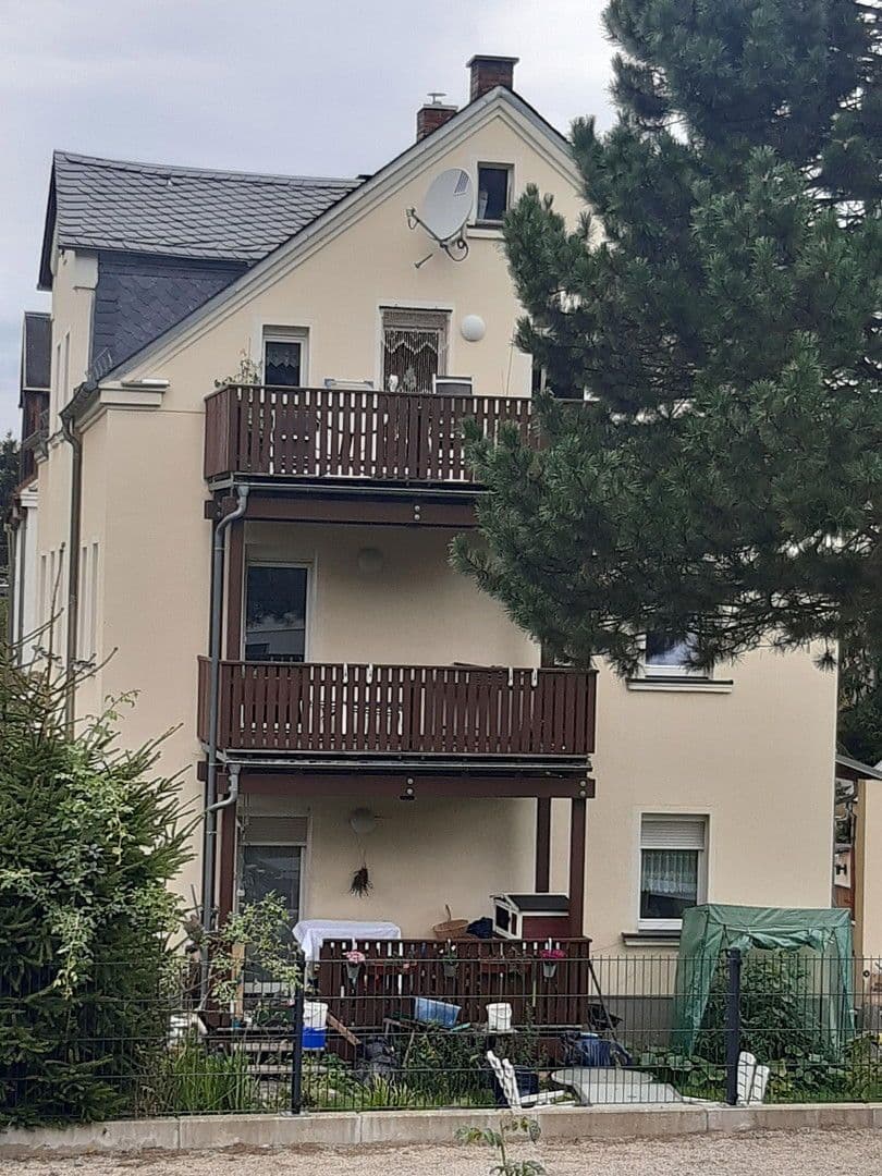 Prenájom bytu 4-izbový 82 m², Lichtenstein/Sachsen, Sasko Prenájom bytu 4-izbový 82 m², Lichtenstein/Sachsen, Sasko