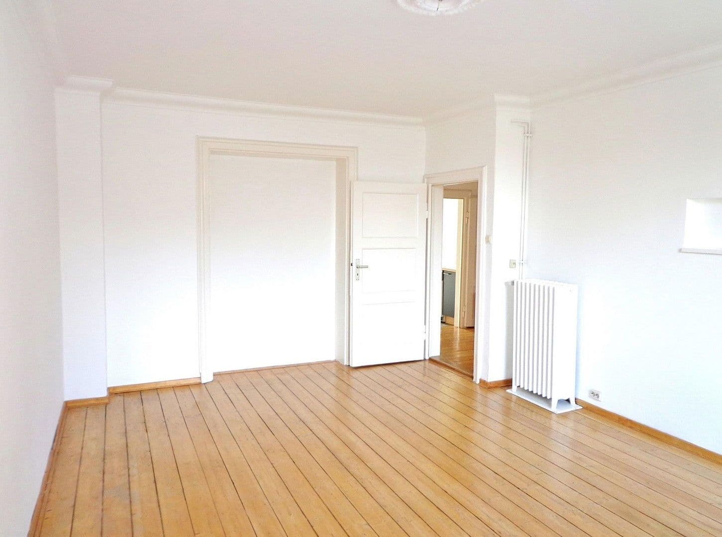 Prenájom bytu 4-izbový 102 m², Hildesheim, Dolné Sasko Prenájom bytu 4-izbový 102 m², Hildesheim, Dolné Sasko