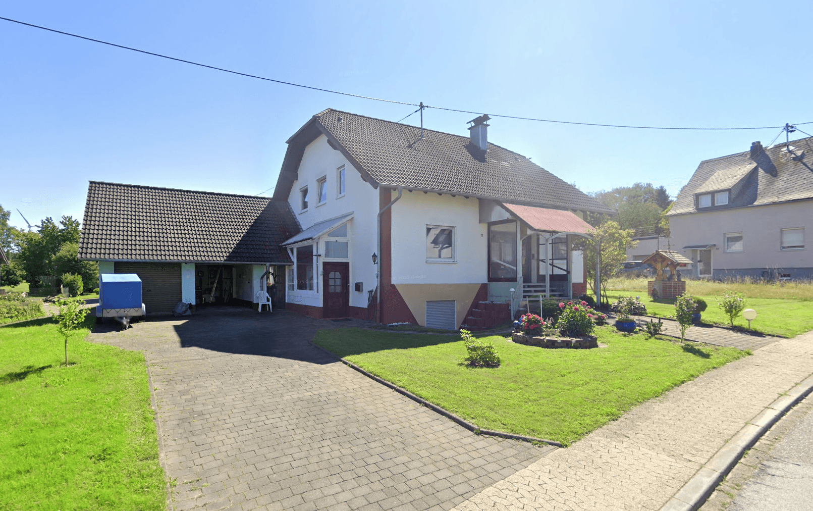 Predaj domu 225 m², pozemek 1.118 m², Raiffeisenstrasse 19, Biebern, Porýnie-Falcko Predaj domu 225 m², pozemek 1.118 m², Raiffeisenstrasse 19, Biebern, Porýnie-Falcko