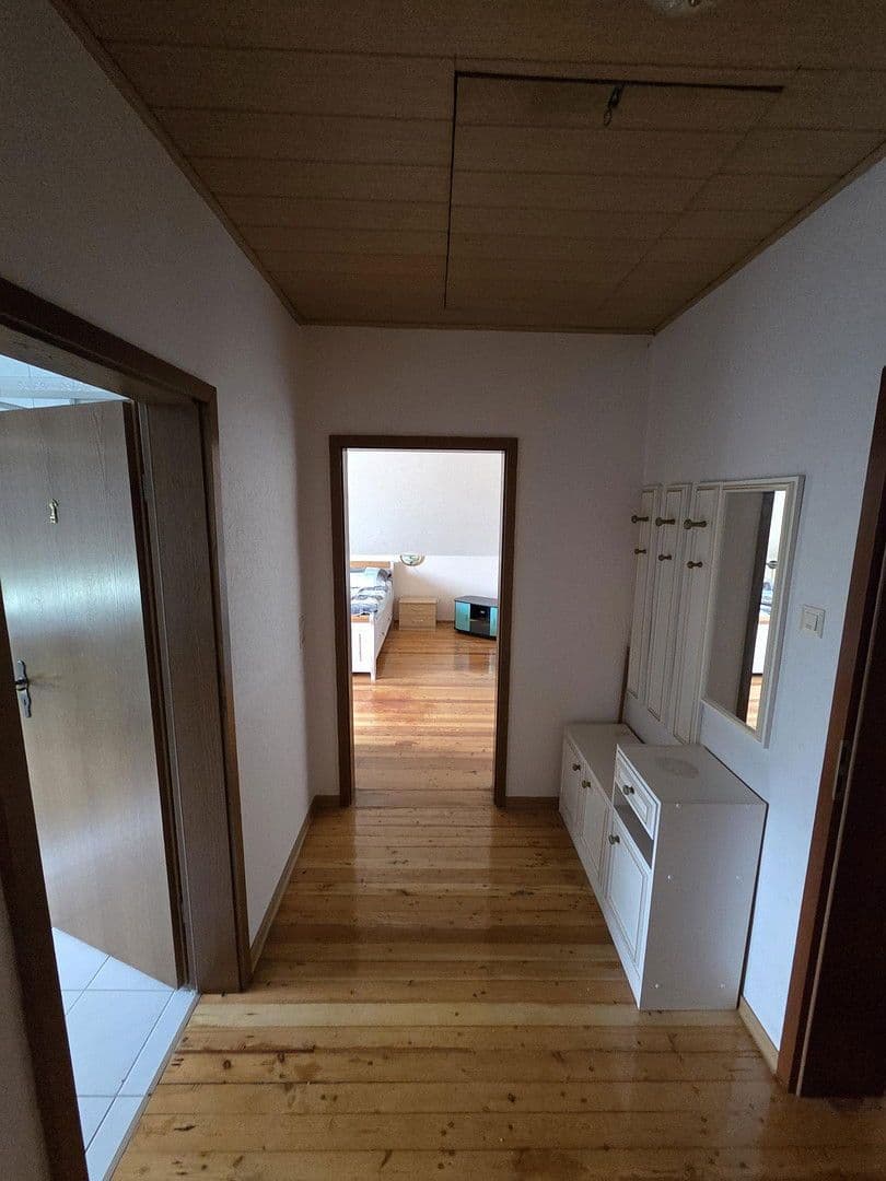 Predaj domu 225 m², pozemek 1.118 m², Raiffeisenstrasse 19, Biebern, Porýnie-Falcko Predaj domu 225 m², pozemek 1.118 m², Raiffeisenstrasse 19, Biebern, Porýnie-Falcko