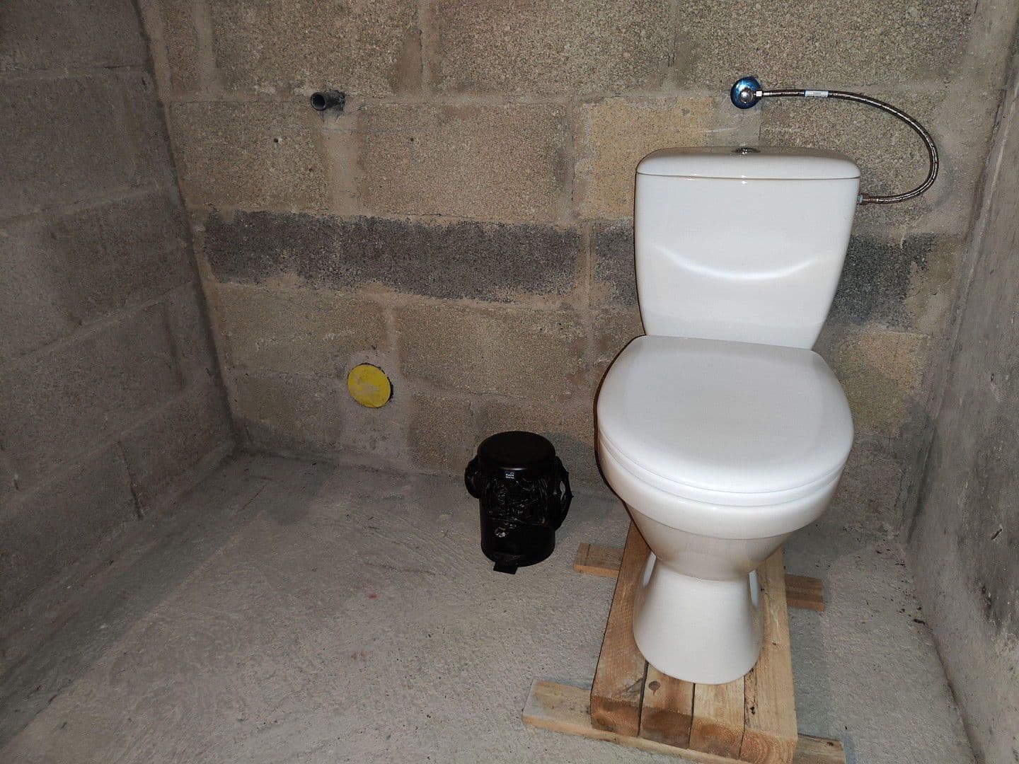 Predaj nebytového priestoru 414 m², Rottenburg am Neckar, Bádensko-Wurttembersko Predaj nebytového priestoru 414 m², Rottenburg am Neckar, Bádensko-Wurttembersko