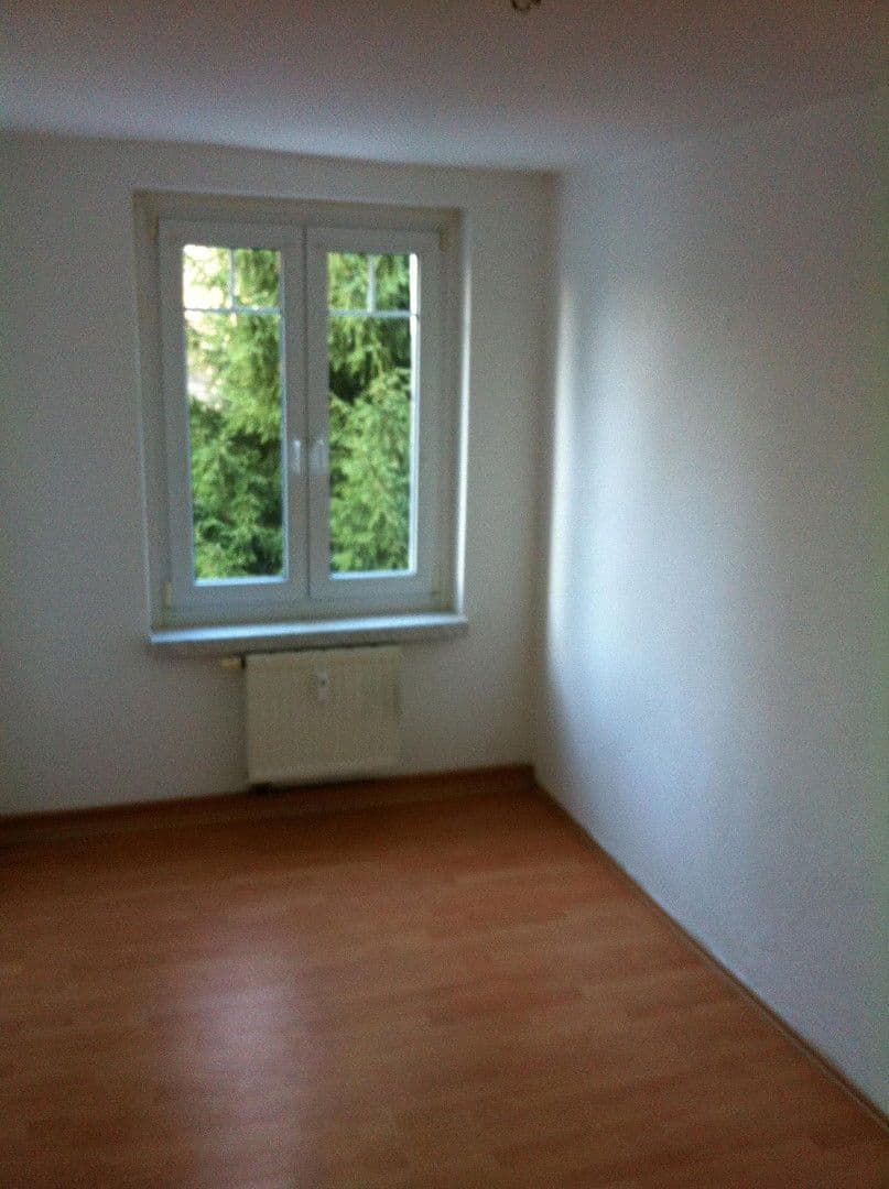 Prenájom bytu 3-izbový 61 m², Reitzenhainer Str. 12, Chemnitz, Sasko Prenájom bytu 3-izbový 61 m², Reitzenhainer Str. 12, Chemnitz, Sasko