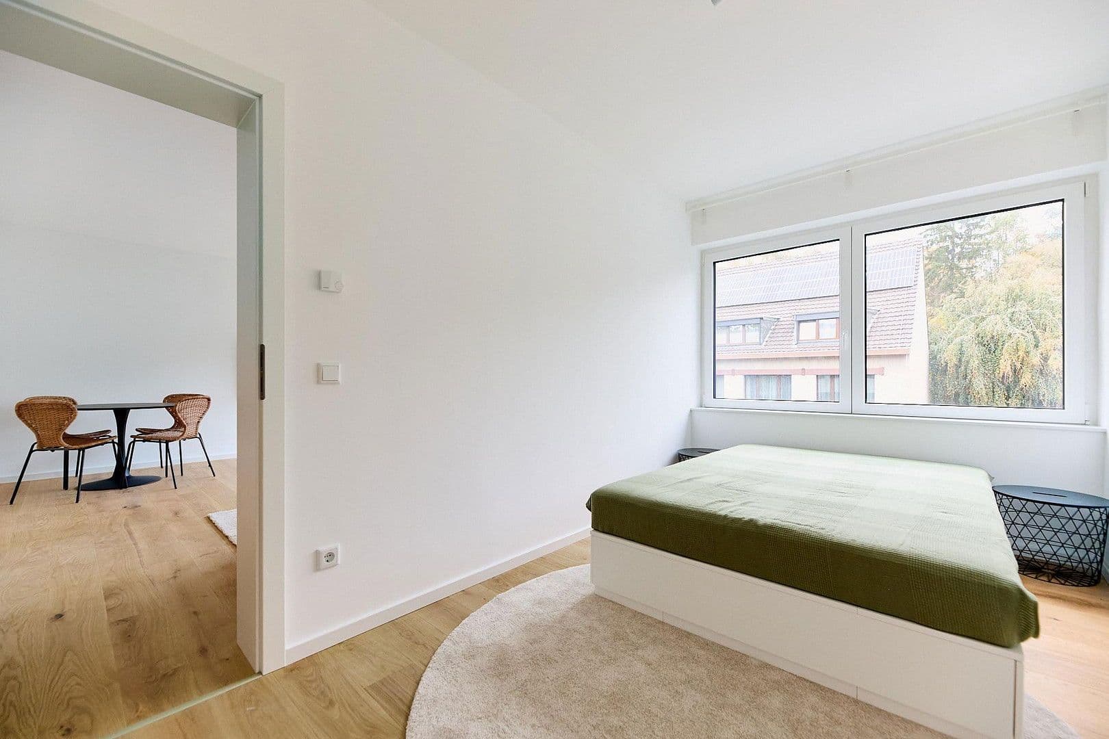 Prenájom bytu 2-izbový 44 m², Pöhlenweg 35, Düsseldorf, Severné Porýnie - Westfálsko Prenájom bytu 2-izbový 44 m², Pöhlenweg 35, Düsseldorf, Severné Porýnie - Westfálsko