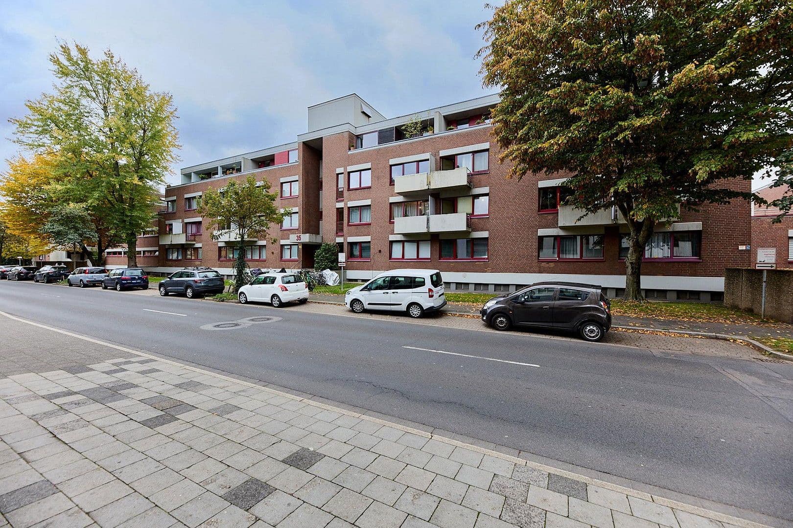 Prenájom bytu 2-izbový 44 m², Pöhlenweg 35, Düsseldorf, Severné Porýnie - Westfálsko Prenájom bytu 2-izbový 44 m², Pöhlenweg 35, Düsseldorf, Severné Porýnie - Westfálsko