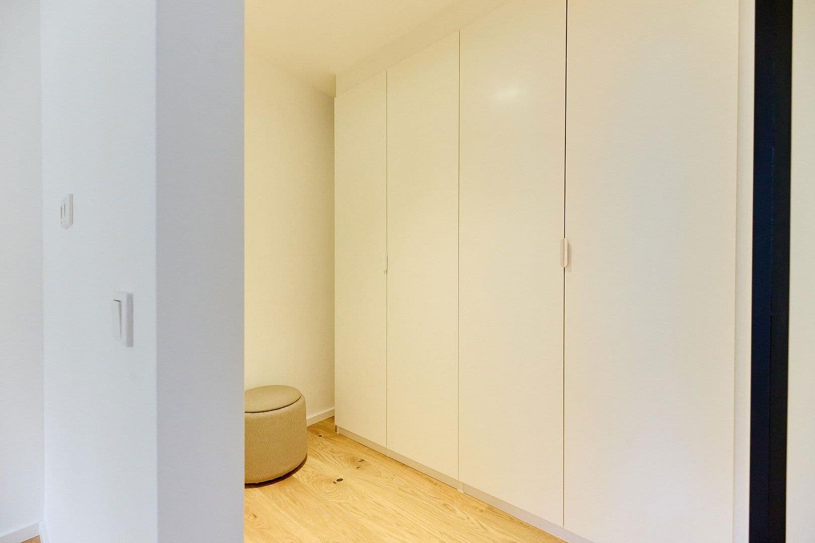 Prenájom bytu 2-izbový 44 m², Pöhlenweg 35, Düsseldorf, Severné Porýnie - Westfálsko Prenájom bytu 2-izbový 44 m², Pöhlenweg 35, Düsseldorf, Severné Porýnie - Westfálsko