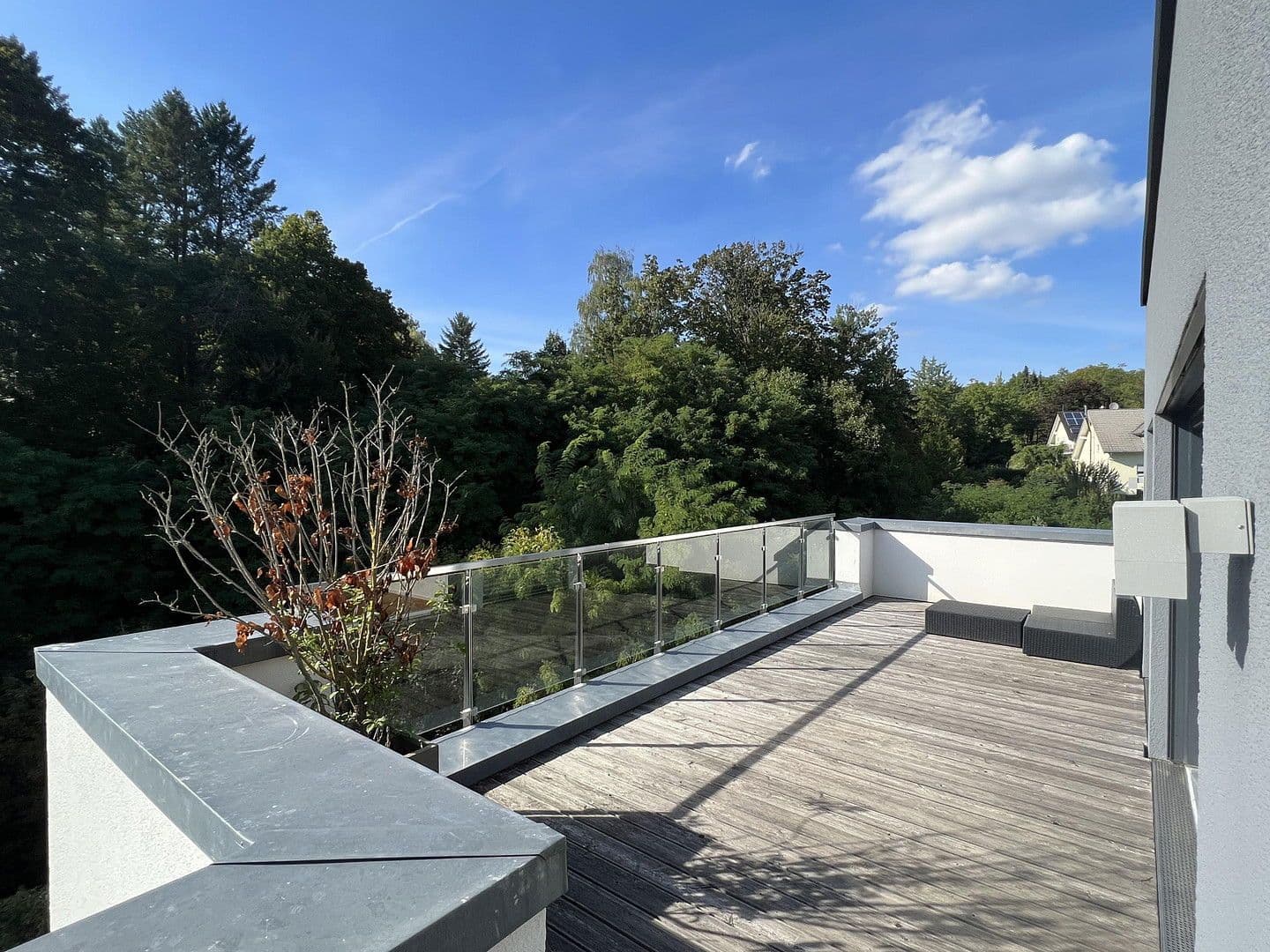 Predaj domu 385 m², pozemek 1.510 m², Bensheim, Hesensko Predaj domu 385 m², pozemek 1.510 m², Bensheim, Hesensko