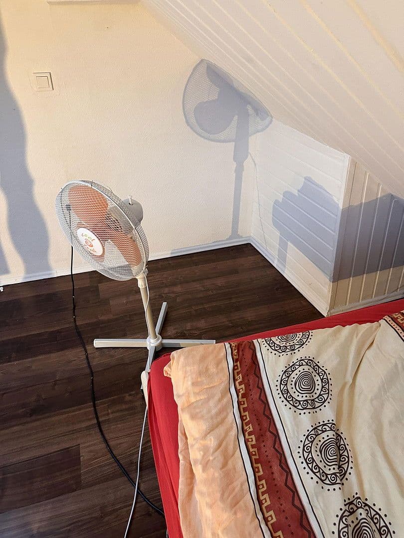 Prenájom bytu 1-izbový 40 m², Bremen, Brémy Prenájom bytu 1-izbový 40 m², Bremen, Brémy