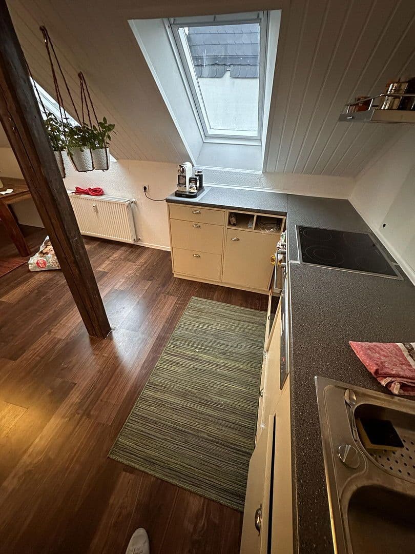 Prenájom bytu 1-izbový 40 m², Bremen, Brémy Prenájom bytu 1-izbový 40 m², Bremen, Brémy