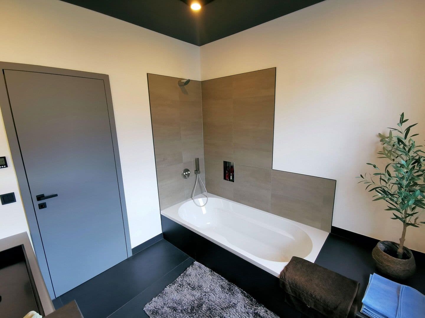 Predaj domu 125 m², pozemek 324 m², Saarbrücken, Sársko Predaj domu 125 m², pozemek 324 m², Saarbrücken, Sársko