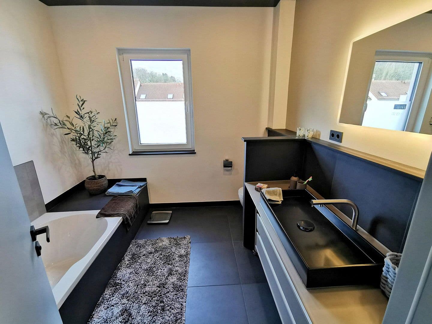 Predaj domu 125 m², pozemek 324 m², Saarbrücken, Sársko Predaj domu 125 m², pozemek 324 m², Saarbrücken, Sársko