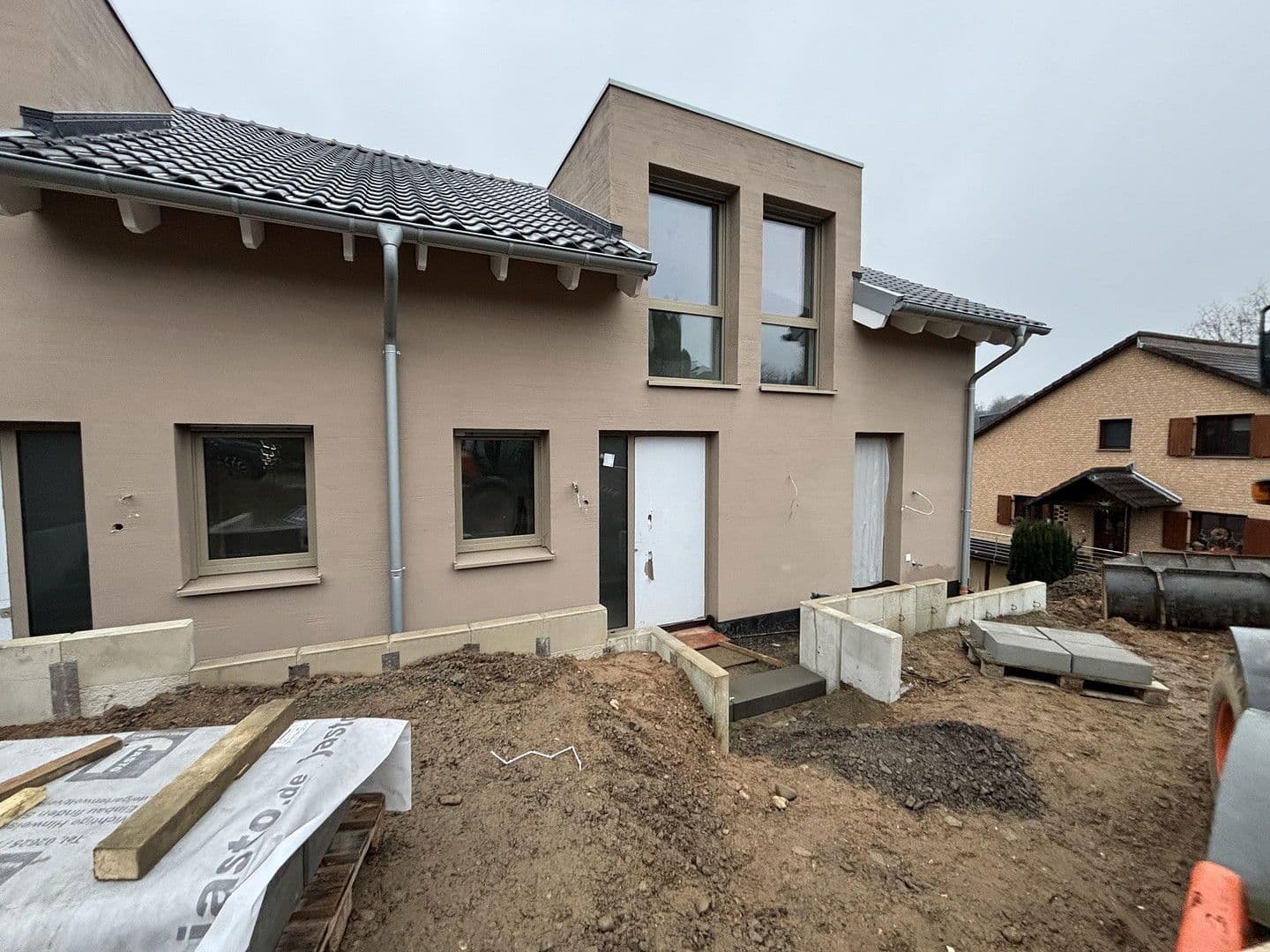 Predaj bytu 4-izbový 140 m², Neunkirchen-Seelscheid, Severné Porýnie - Westfálsko Predaj bytu 4-izbový 140 m², Neunkirchen-Seelscheid, Severné Porýnie - Westfálsko