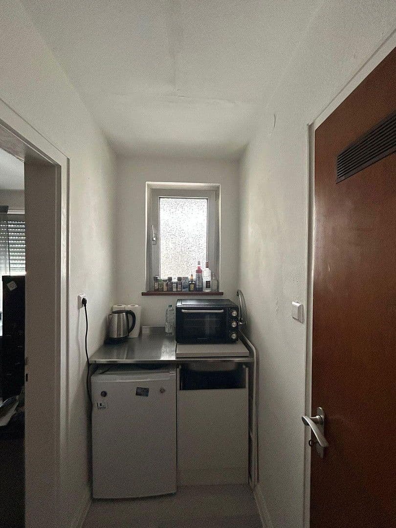 Prenájom bytu 1-izbový 27 m², Gellertstraße 46, Karlsruhe, Bádensko-Wurttembersko Prenájom bytu 1-izbový 27 m², Gellertstraße 46, Karlsruhe, Bádensko-Wurttembersko