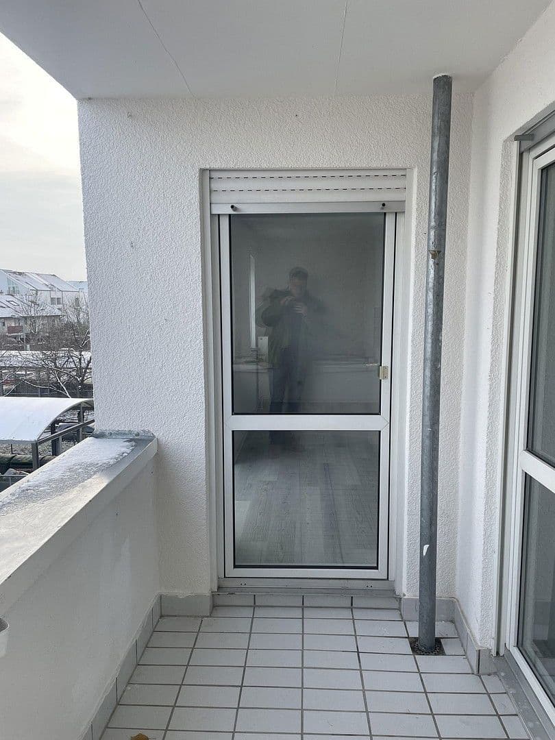 Prenájom bytu 2-izbový 52 m², Hallesche Allee 13, Karlsruhe, Bádensko-Wurttembersko Prenájom bytu 2-izbový 52 m², Hallesche Allee 13, Karlsruhe, Bádensko-Wurttembersko