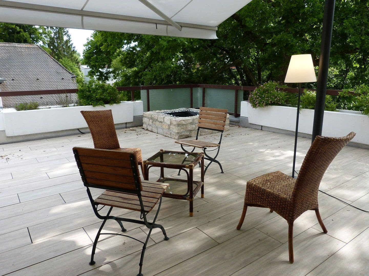 Prenájom bytu 4-izbový 195 m², München, Bavorsko Prenájom bytu 4-izbový 195 m², München, Bavorsko