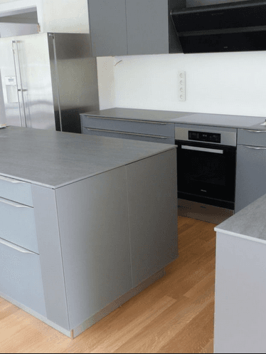 Prenájom bytu 4-izbový 195 m², München, Bavorsko Prenájom bytu 4-izbový 195 m², München, Bavorsko