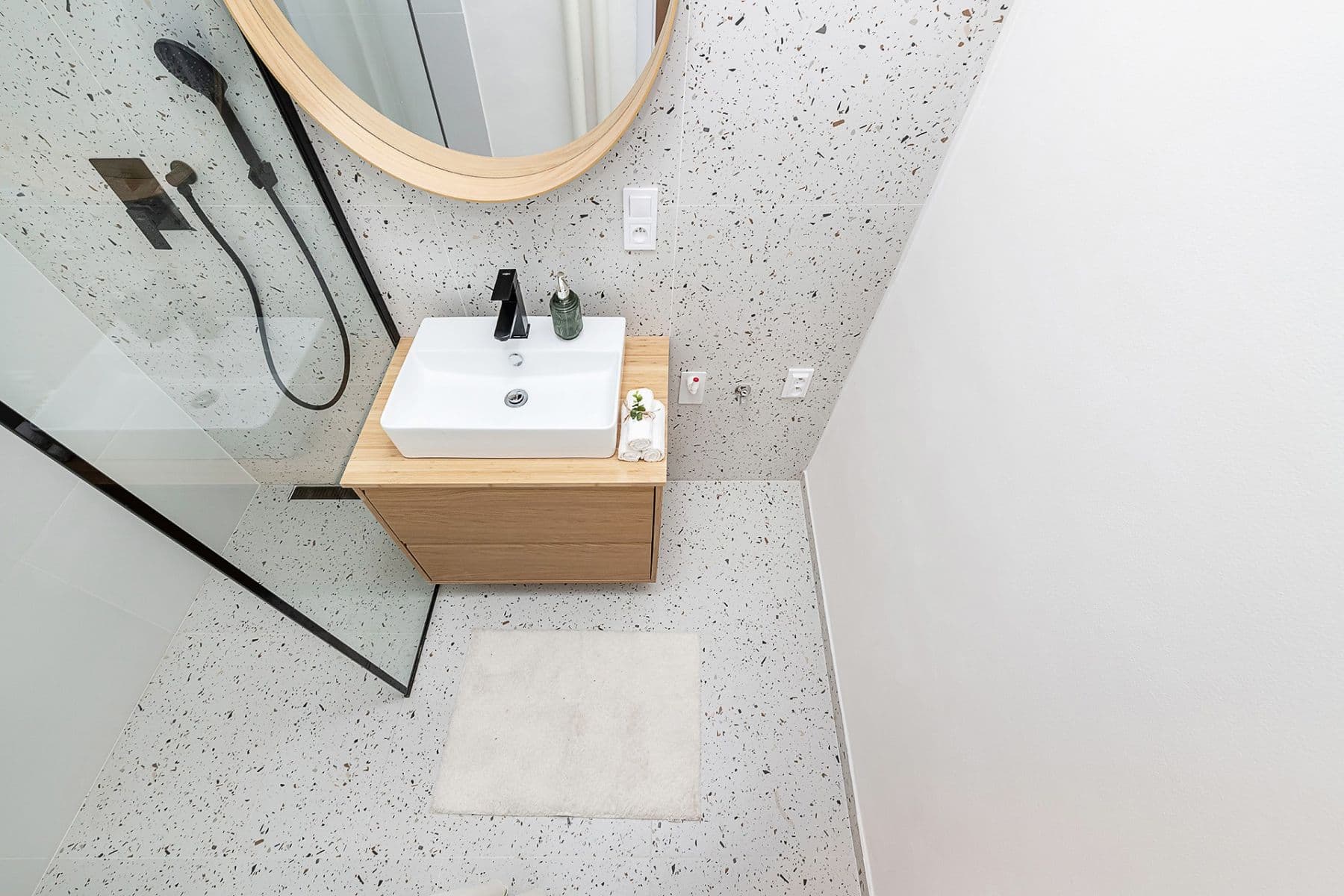 Predaj bytu 3-izbový 54 m², Zvánovická, Praha, Praha Predaj bytu 3-izbový 54 m², Zvánovická, Praha, Praha