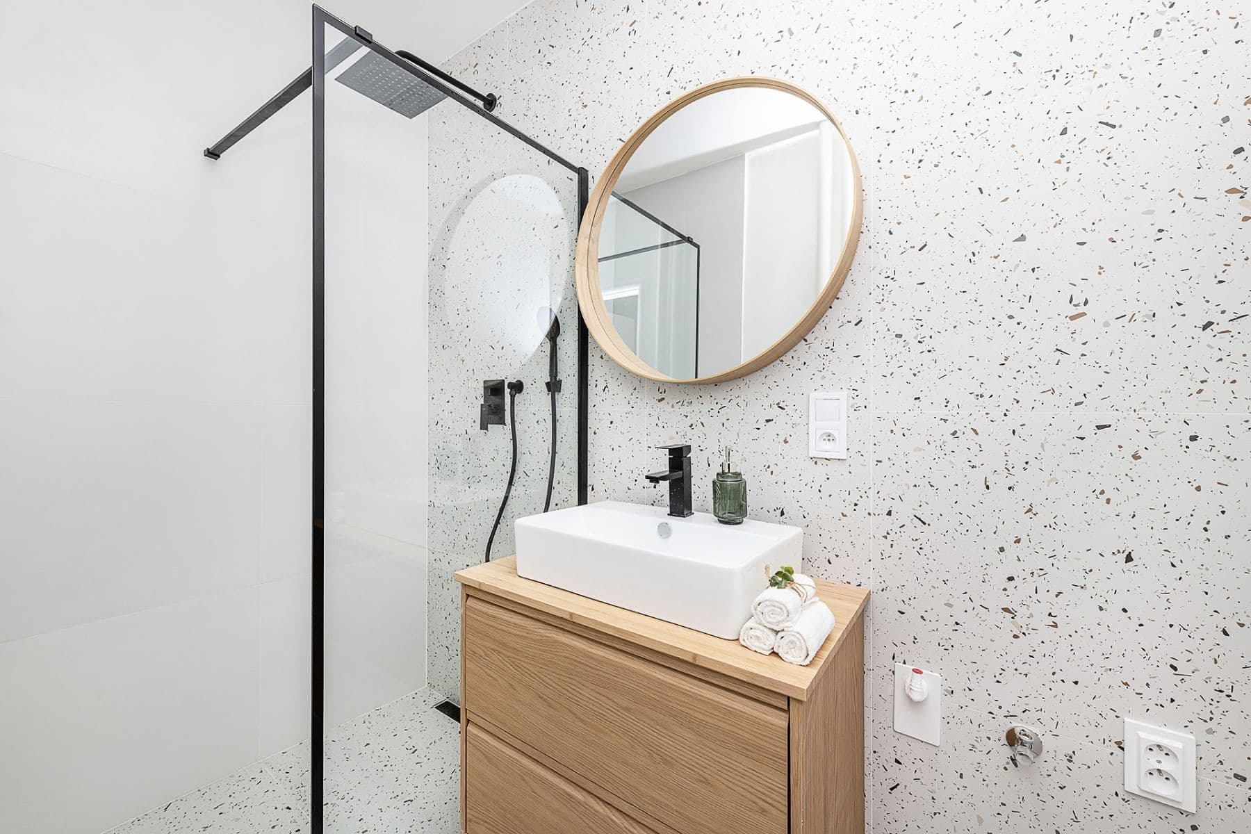 Predaj bytu 3-izbový 54 m², Zvánovická, Praha, Praha Predaj bytu 3-izbový 54 m², Zvánovická, Praha, Praha