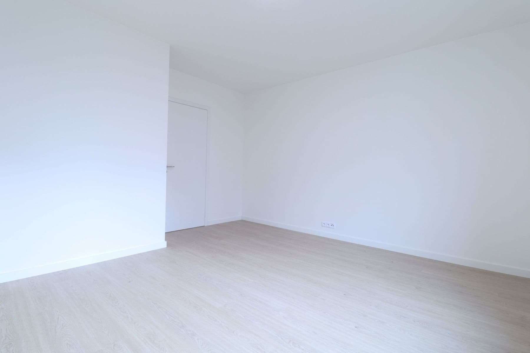 Prenájom bytu 2-izbový 72 m², Mukařovského, Praha, Praha Prenájom bytu 2-izbový 72 m², Mukařovského, Praha, Praha