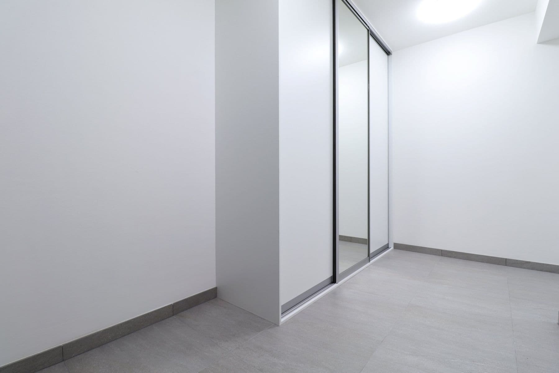 Prenájom bytu 2-izbový 72 m², Mukařovského, Praha, Praha Prenájom bytu 2-izbový 72 m², Mukařovského, Praha, Praha