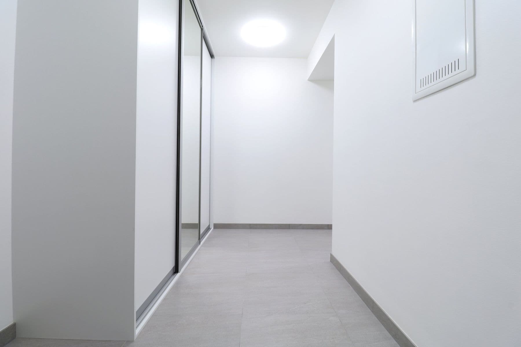 Prenájom bytu 2-izbový 72 m², Mukařovského, Praha, Praha Prenájom bytu 2-izbový 72 m², Mukařovského, Praha, Praha