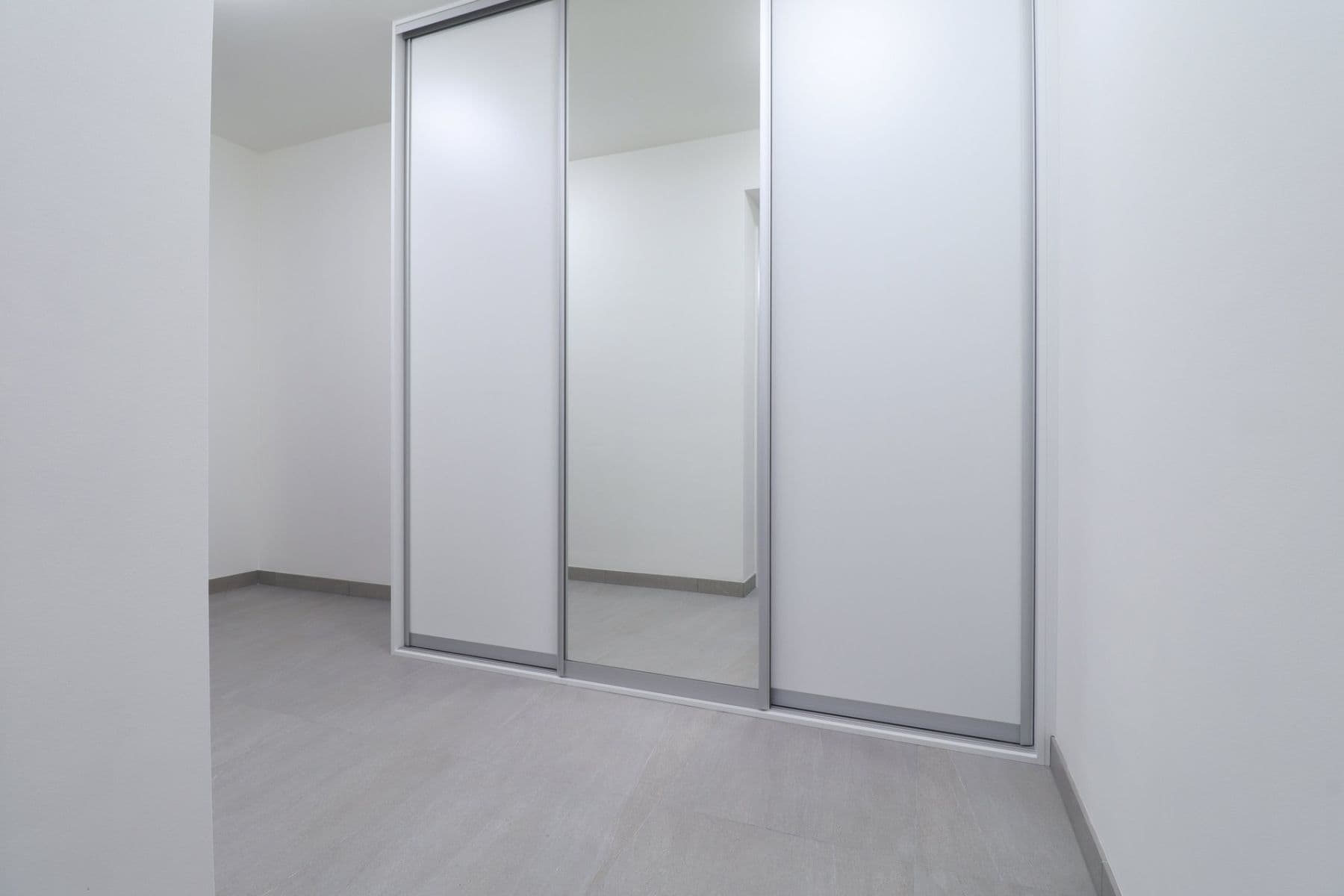 Prenájom bytu 2-izbový 72 m², Mukařovského, Praha, Praha Prenájom bytu 2-izbový 72 m², Mukařovského, Praha, Praha