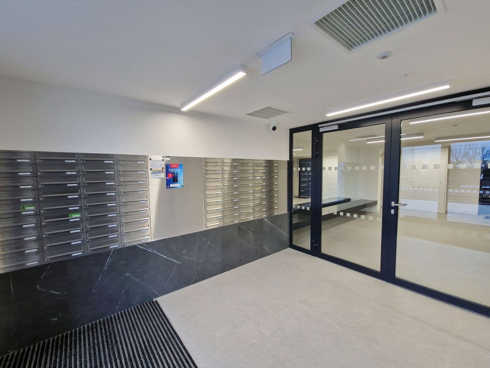 Prenájom bytu 2-izbový 72 m², Mukařovského, Praha, Praha Prenájom bytu 2-izbový 72 m², Mukařovského, Praha, Praha