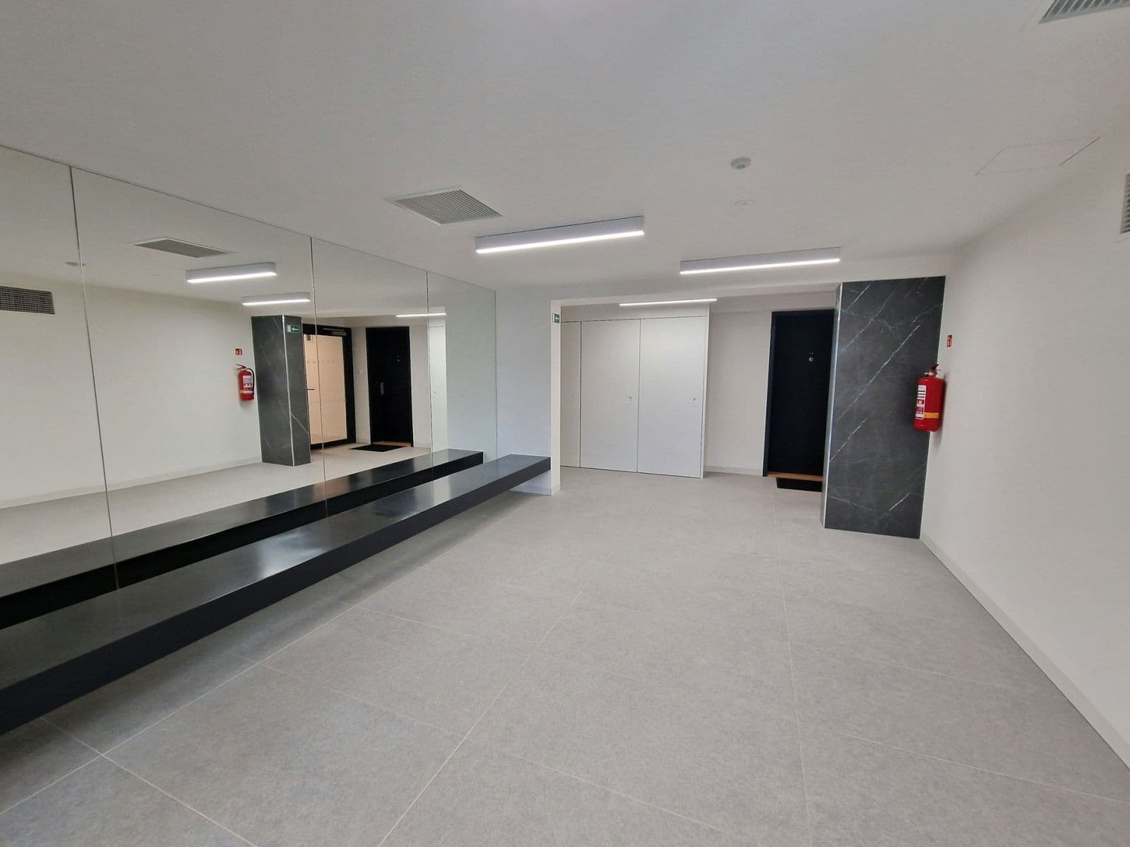 Prenájom bytu 2-izbový 72 m², Mukařovského, Praha, Praha Prenájom bytu 2-izbový 72 m², Mukařovského, Praha, Praha