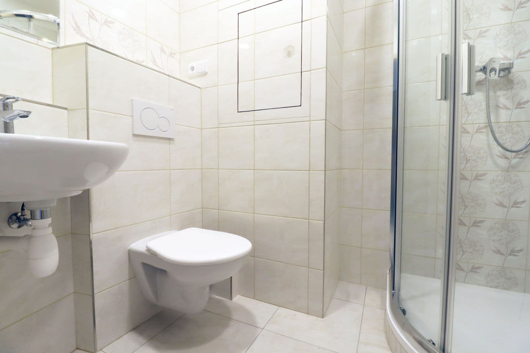 Prenájom bytu 1-izbový 27 m², Českolipská, Praha, Praha Prenájom bytu 1-izbový 27 m², Českolipská, Praha, Praha