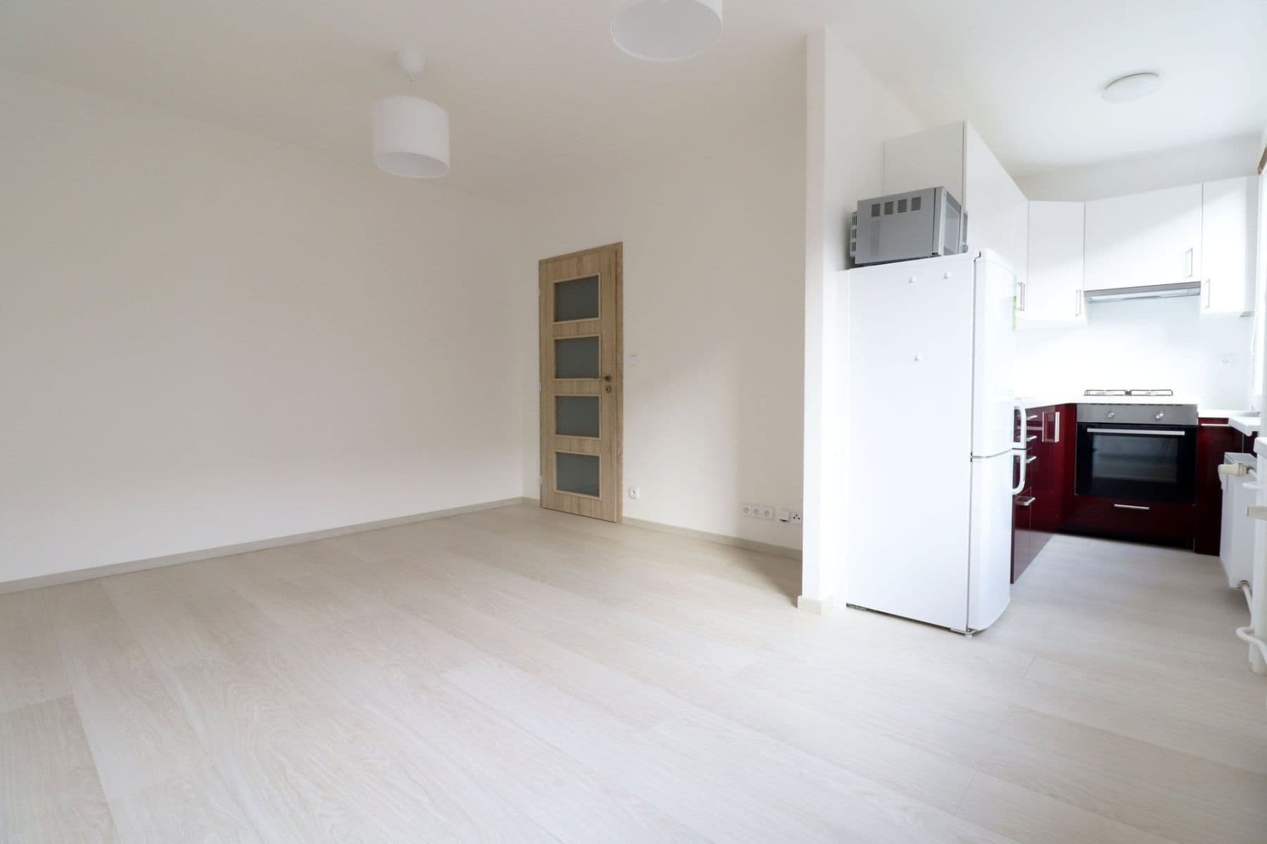 Prenájom bytu 1-izbový 27 m², Českolipská, Praha, Praha Prenájom bytu 1-izbový 27 m², Českolipská, Praha, Praha