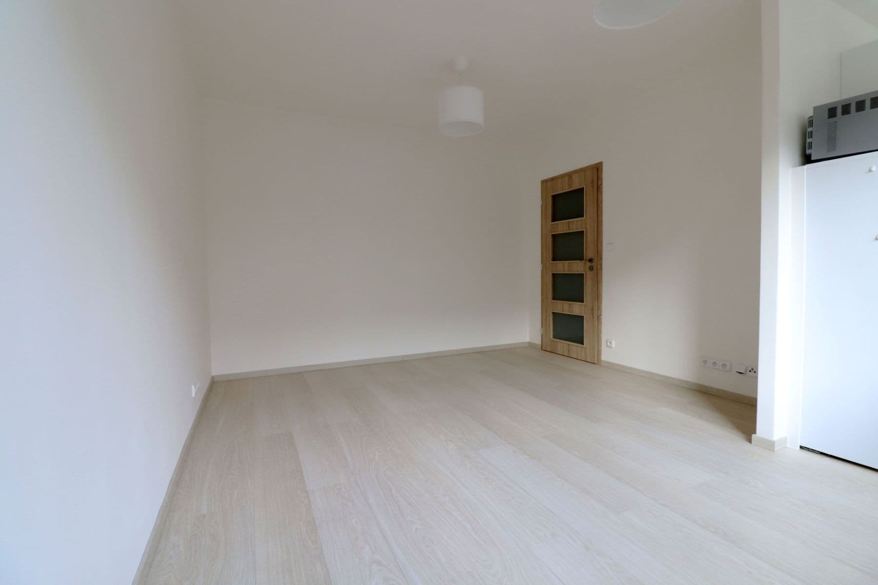 Prenájom bytu 1-izbový 27 m², Českolipská, Praha, Praha Prenájom bytu 1-izbový 27 m², Českolipská, Praha, Praha