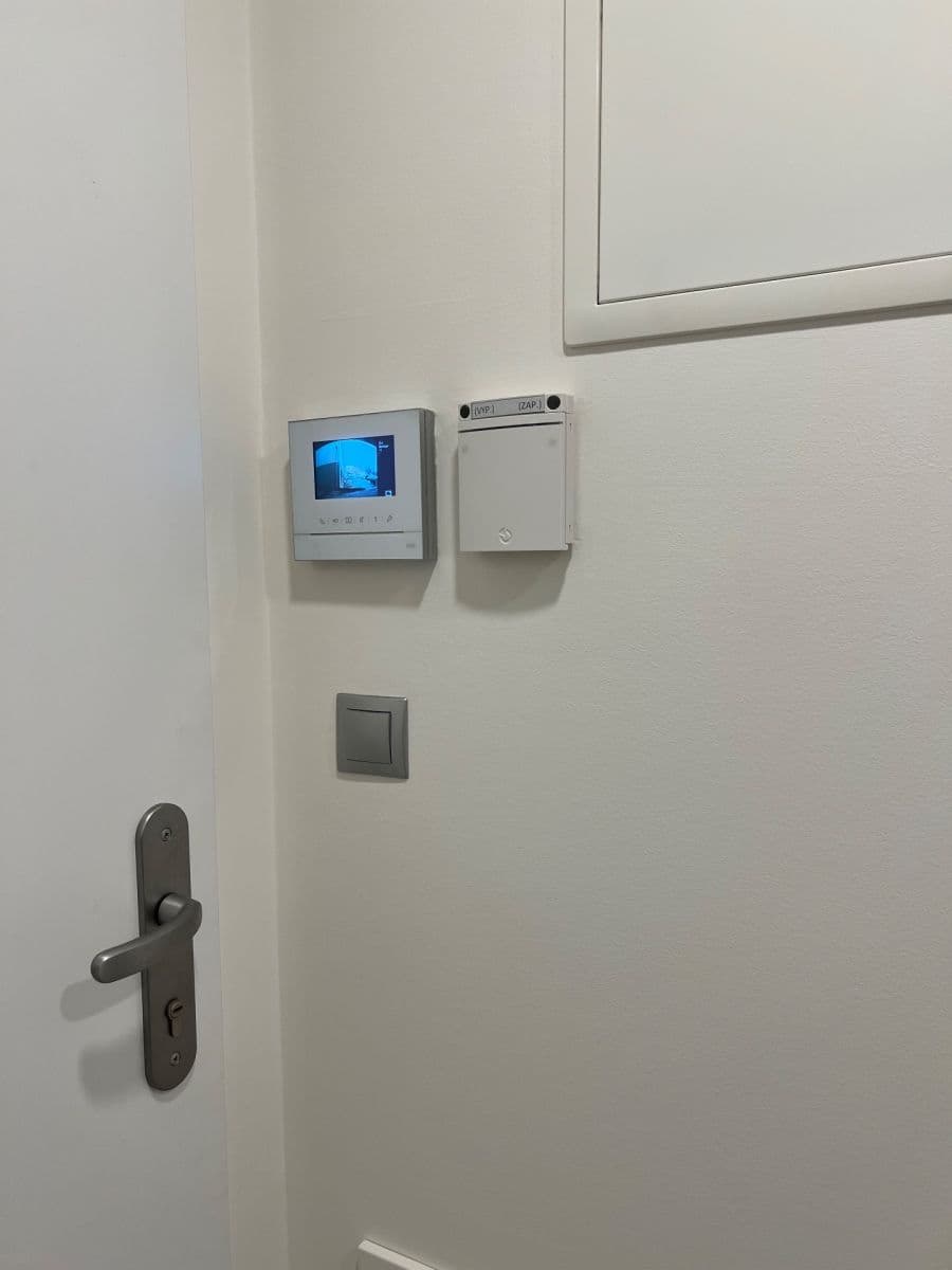 Prenájom bytu 1-izbový 29 m², Bassova, Praha, Praha Prenájom bytu 1-izbový 29 m², Bassova, Praha, Praha