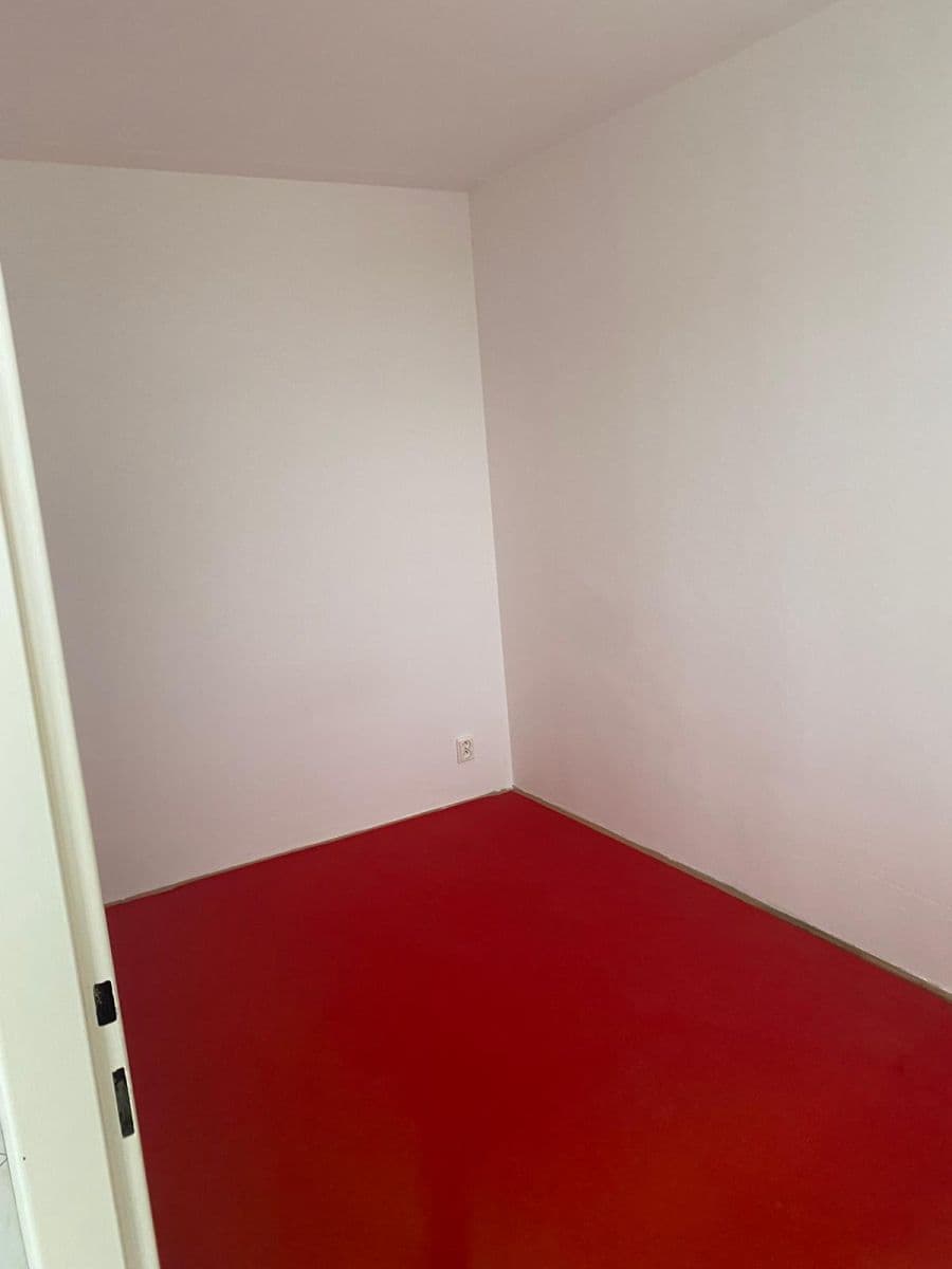 Prenájom bytu 2-izbový 42 m², Nekvasilova, Praha, Praha Prenájom bytu 2-izbový 42 m², Nekvasilova, Praha, Praha