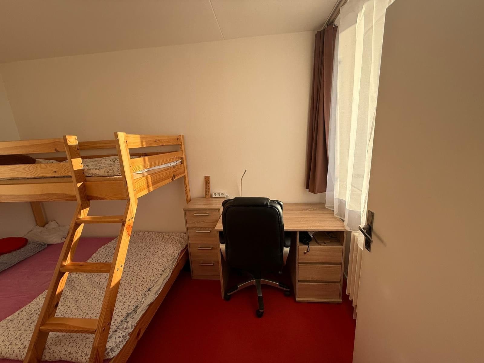 Prenájom bytu 2-izbový 42 m², Nekvasilova, Praha, Praha Prenájom bytu 2-izbový 42 m², Nekvasilova, Praha, Praha