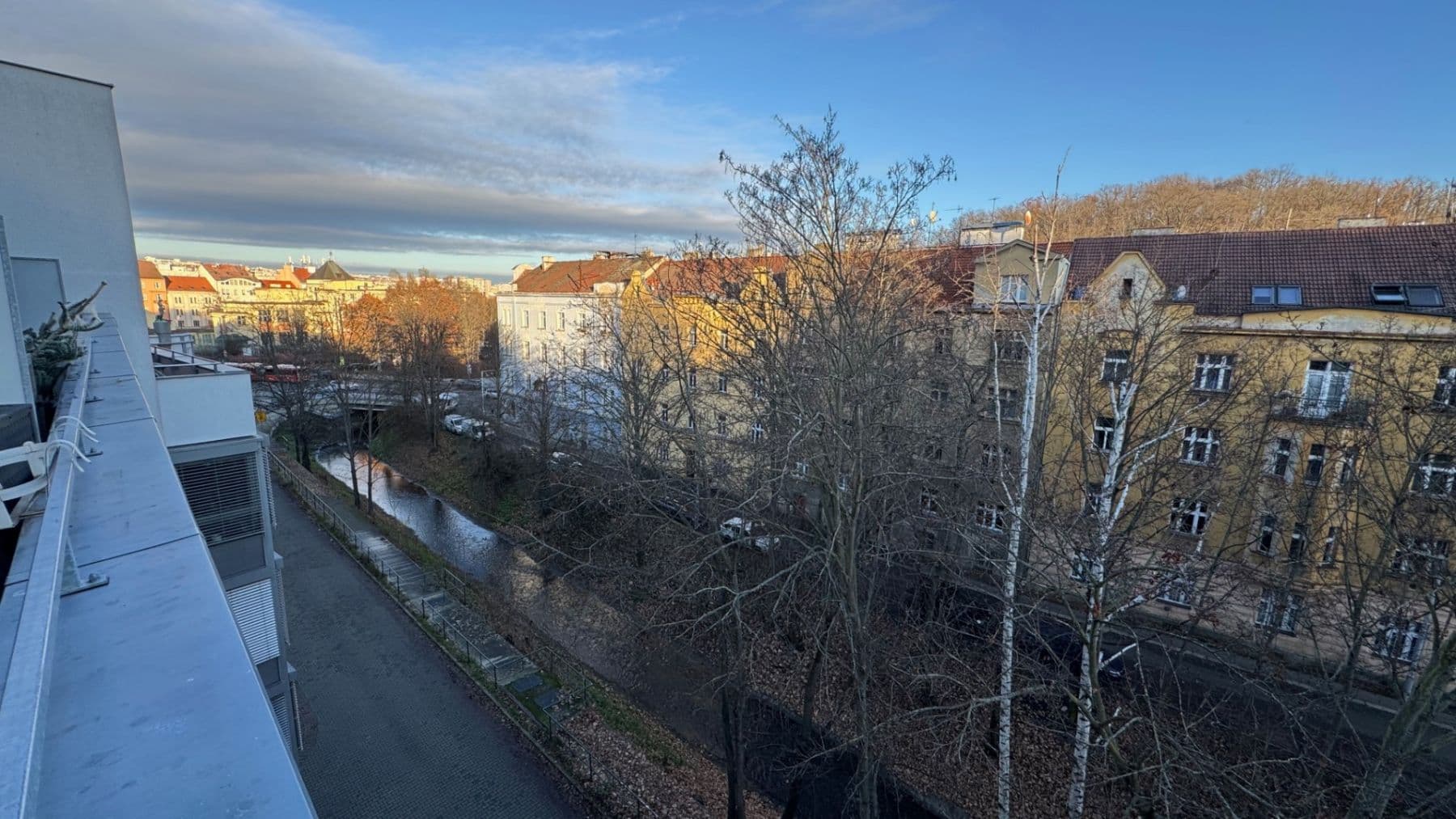 Prenájom bytu 4-izbový 85 m², U Michelského mlýna, Praha, Praha Prenájom bytu 4-izbový 85 m², U Michelského mlýna, Praha, Praha