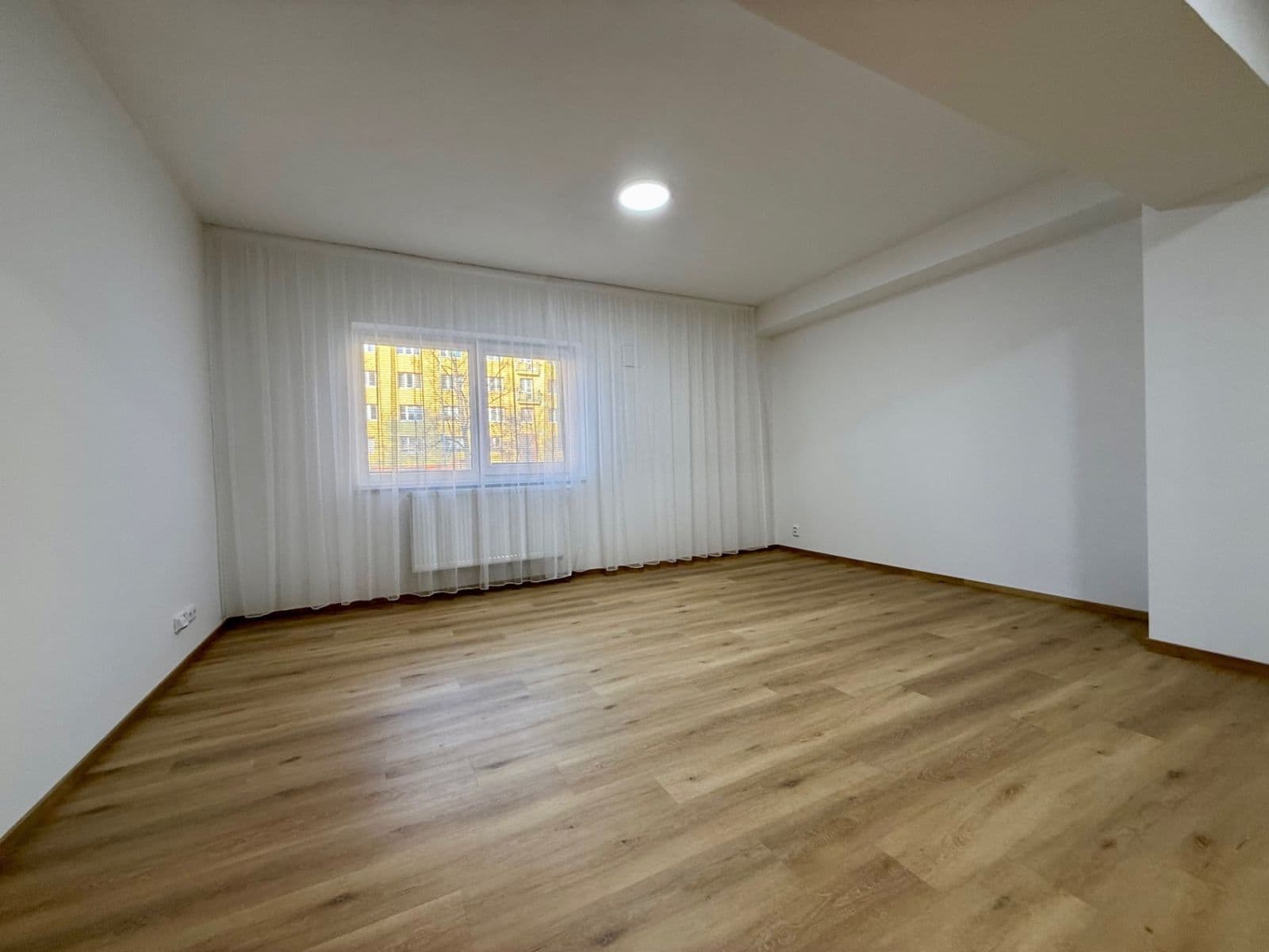 Prenájom bytu 2-izbový 65 m², Mochovská, Praha, Praha Prenájom bytu 2-izbový 65 m², Mochovská, Praha, Praha